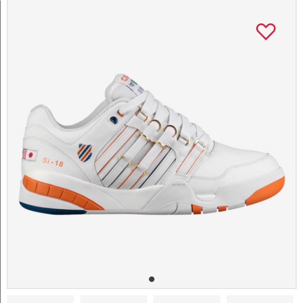 Si-18 international carrots shoes